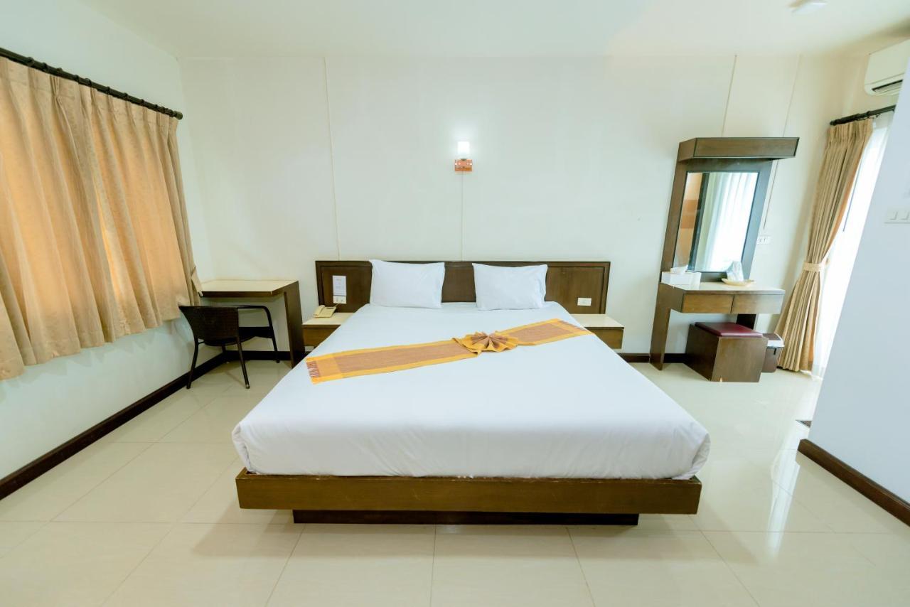 Bander Hotel Phu Khieo Eksteriør billede